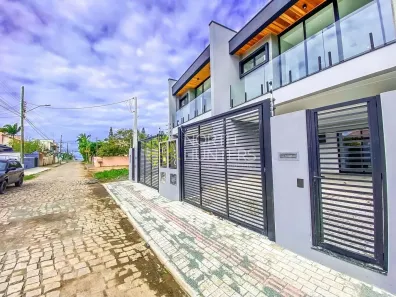 Casa de Condomínio com 3 Quartos à venda, 150m² no Itacolomi, Balneário Piçarras