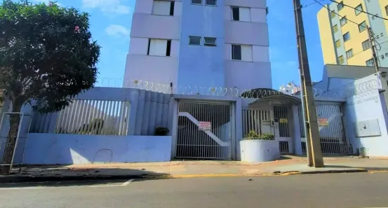 Apartamento com 3 Quartos para alugar, 74m² no Centro, Londrina