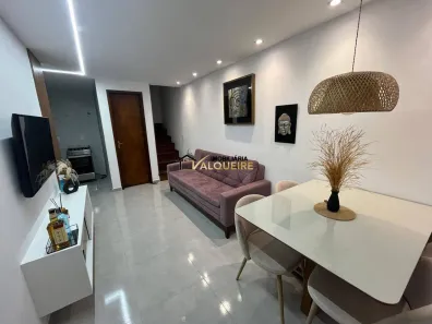 Casa de Condomínio com 2 Quartos à venda, 56m² no Taquara, Rio de Janeiro