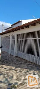 Casa com 4 Quartos à venda, 250m² no Taguatinga Norte, Brasília