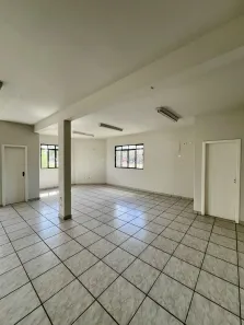 Prédio Comercial para alugar, 90m² no Vila Marumby, Maringá