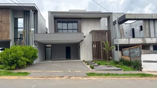 Casa de Condomínio com 3 Quartos à venda, 194m² no Jardins Capri, Senador Canedo