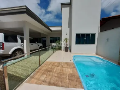 Casa com 3 Quartos para alugar, 289m² no Gravatá, Penha