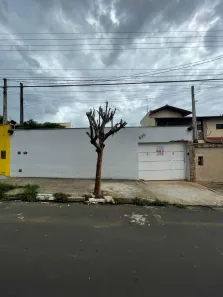 Casa com 3 Quartos à venda, 216m² no Bosque, Cosmópolis