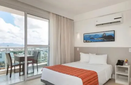 Flat com 1 Quarto à venda, 28m² no Imbetiba, Macaé
