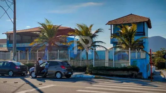 Prédio Comercial com 6 Quartos à venda, 500m² no Jardim Atlântico Central (Itaipuaçu), Maricá