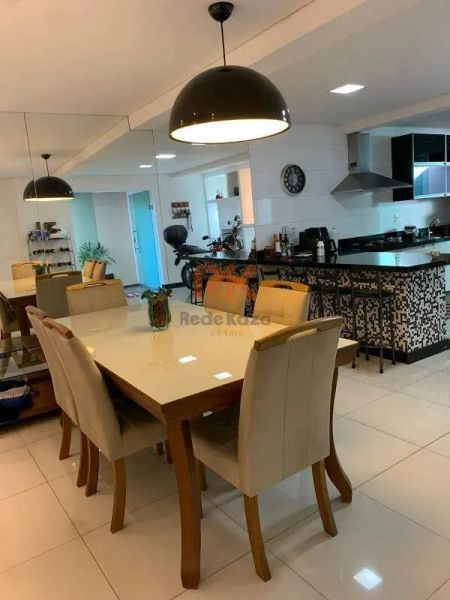 Casa com 6 quartos — Glória, Belo Horizonte