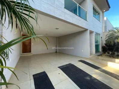 Sobrado com 4 Quartos à venda, 239m² no Recanto Tropical, Cascavel