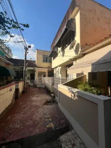 Sobrado com 2 Quartos para alugar, 60m² no Centro, Nova Iguaçu