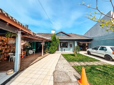 Casa com 3 Quartos à venda, 132m² no XANGRI-LÁ, Xangri-lá