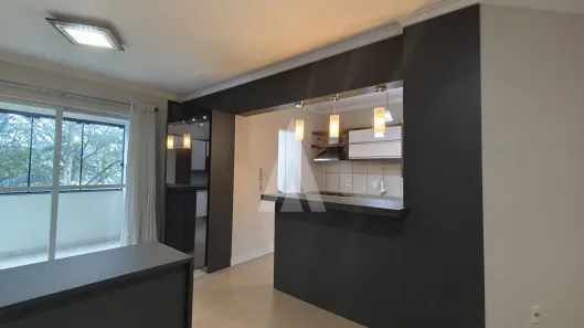 Apartamento com 2 Quartos para alugar, 96m² no Centro, Joinville