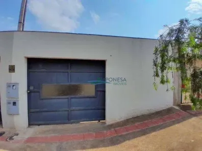 Casa com 2 Quartos à venda, 61m² no Califórnia, Londrina