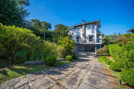 Casa de Condomínio com 4 Quartos à venda, 258m² no Jardim Indaiá, Embu das Artes
