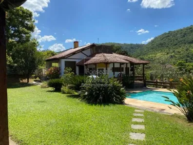 Fazenda/Sítio com 4 Quartos à venda, 990m² no Cantagalo, Três Rios