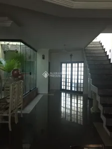 Sobrado com 3 Quartos à venda, 394m² no Vila Helena, Santo André