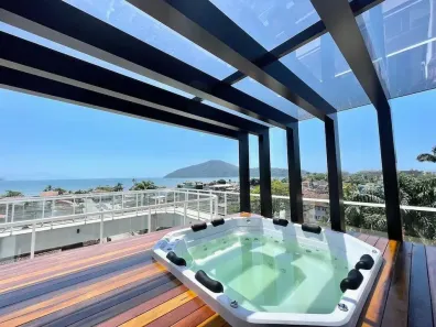 Casa com 4 Quartos à venda, 200m² no Ariribá, Balneário Camboriú