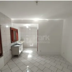 Kitnet com 1 Quarto para alugar, 30m² no Partenon, Porto Alegre