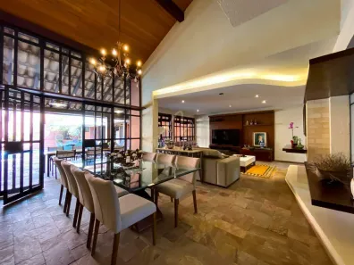 Imóvel Comercial com 4 Quartos à venda, 450m² no Belvedere, Belo Horizonte