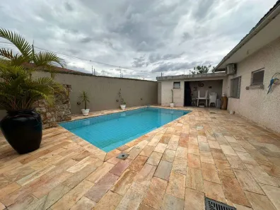 Casa com 2 Quartos à venda, 131m² no Flórida, Praia Grande
