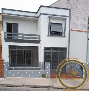 Casa com 3 Quartos para alugar, 248m² no Vila Bertioga, São Paulo