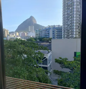 Apartamento com 2 Quartos para alugar, 75m² no Leblon, Rio de Janeiro