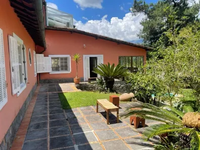 Casa com 4 Quartos à venda, 537m² no Corrêas, Petrópolis