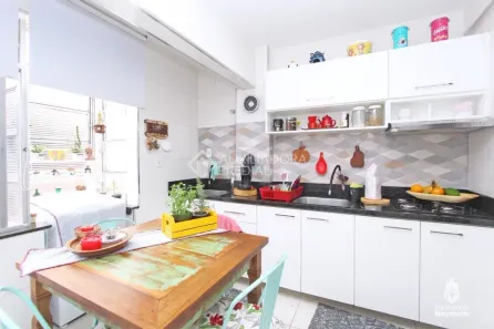 Apartamento com 2 Quartos à venda, 75m² no Centro Histórico, Porto Alegre