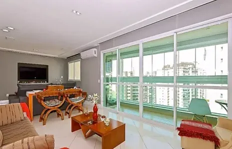 Apartamento com 3 Quartos à venda, 162m² no Vila Suzana, São Paulo