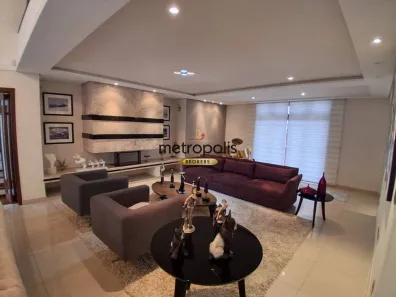 Sobrado com 4 Quartos à venda, 700m² no Jardim Pedroso, Mauá