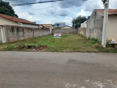 Lote/Terreno à venda, 360m² no Setor Urias Magalhães, Goiânia