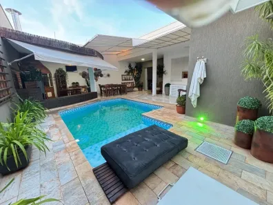 Casa com 3 Quartos à venda, 233m² no Patrimônio, Uberlândia