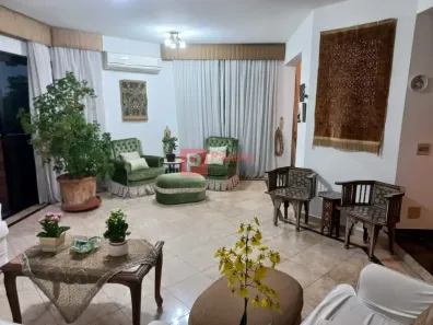 Apartamento com 3 Quartos para alugar, 190m² no Vila Uberabinha, São Paulo