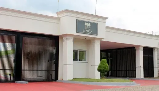 Lote/Terreno à venda, 300m² no Cézar de Souza, Mogi das Cruzes