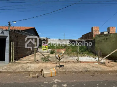 Lote/Terreno à venda, 282m² no Jardim Europa, Uberlândia