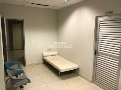 Sala Comercial para alugar, 53m² no Osvaldo Rezende, Uberlândia