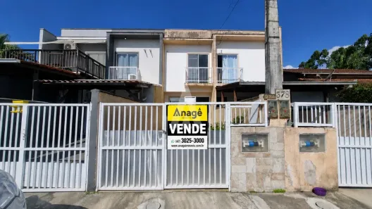 Sobrado com 2 Quartos à venda, 62m² no Espinheiros, Joinville