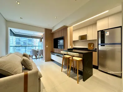 Apartamento com 1 Quarto para venda ou aluguel, 50m² no Jardim das Acácias, São Paulo