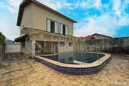 Casa com 4 Quartos à venda, 188m² no Jardim Tres Marias, Peruíbe