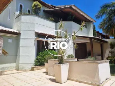 Casa de Condomínio com 4 Quartos à venda, 253m² no Anil, Rio de Janeiro