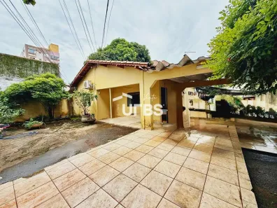 Casa com 3 Quartos à venda, 226m² no Jardim América, Goiânia