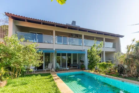 Casa com 4 Quartos à venda, 530m² no Vila Assunção, Porto Alegre