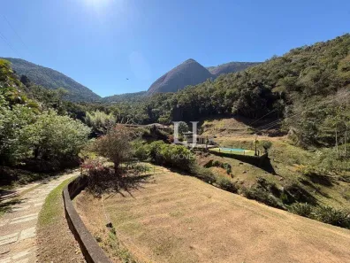 Fazenda/Sítio com 4 Quartos à venda, 400m² no Itaipava, Petrópolis