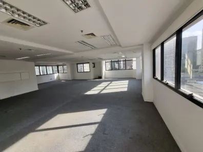 Sala Comercial para alugar, 150m² no Vila Nova Conceição, São Paulo