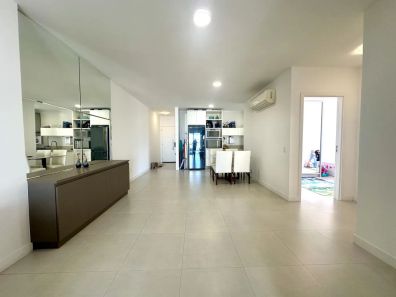 Apartamento com 3 Quartos à venda, 112m² no Kobrasol, São José