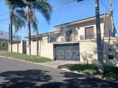 Sobrado com 4 Quartos para alugar, 334m² no Jardim das Paineiras, Campinas