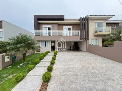 Sobrado com 4 Quartos à venda, 240m² no Neves, Ponta Grossa