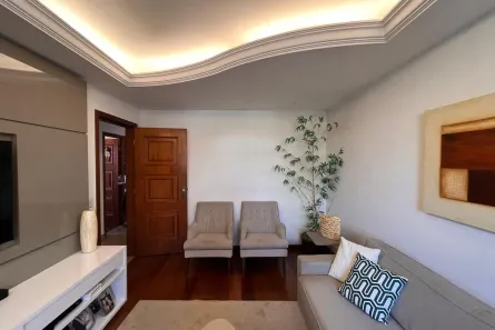 Casa com 5 Quartos à venda, 700m² no Santa Tereza, Belo Horizonte