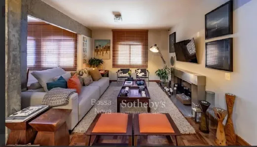 Apartamento com 2 Quartos para alugar, 138m² no Cerqueira César, São Paulo