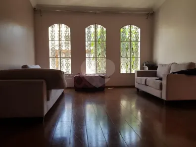 Sobrado com 3 Quartos à venda, 285m² no Vila São Vicente, São Paulo