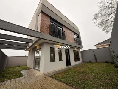 Sobrado com 3 Quartos à venda, 106m² no São Braz, Curitiba